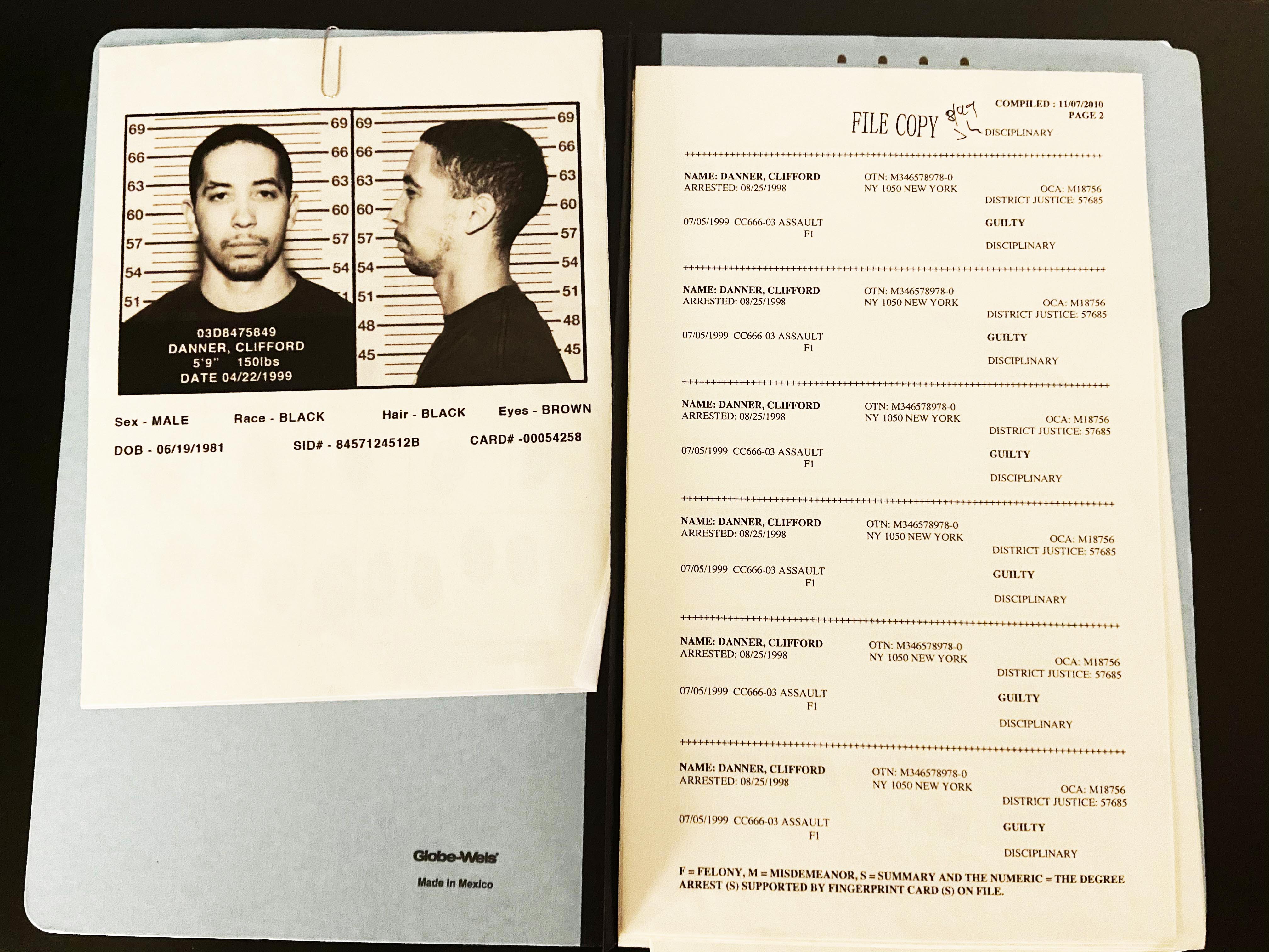 Suits File Folder SUITS TV Series S01E01 Clifford Danner Case Folder Prop with Harvey Sp ...