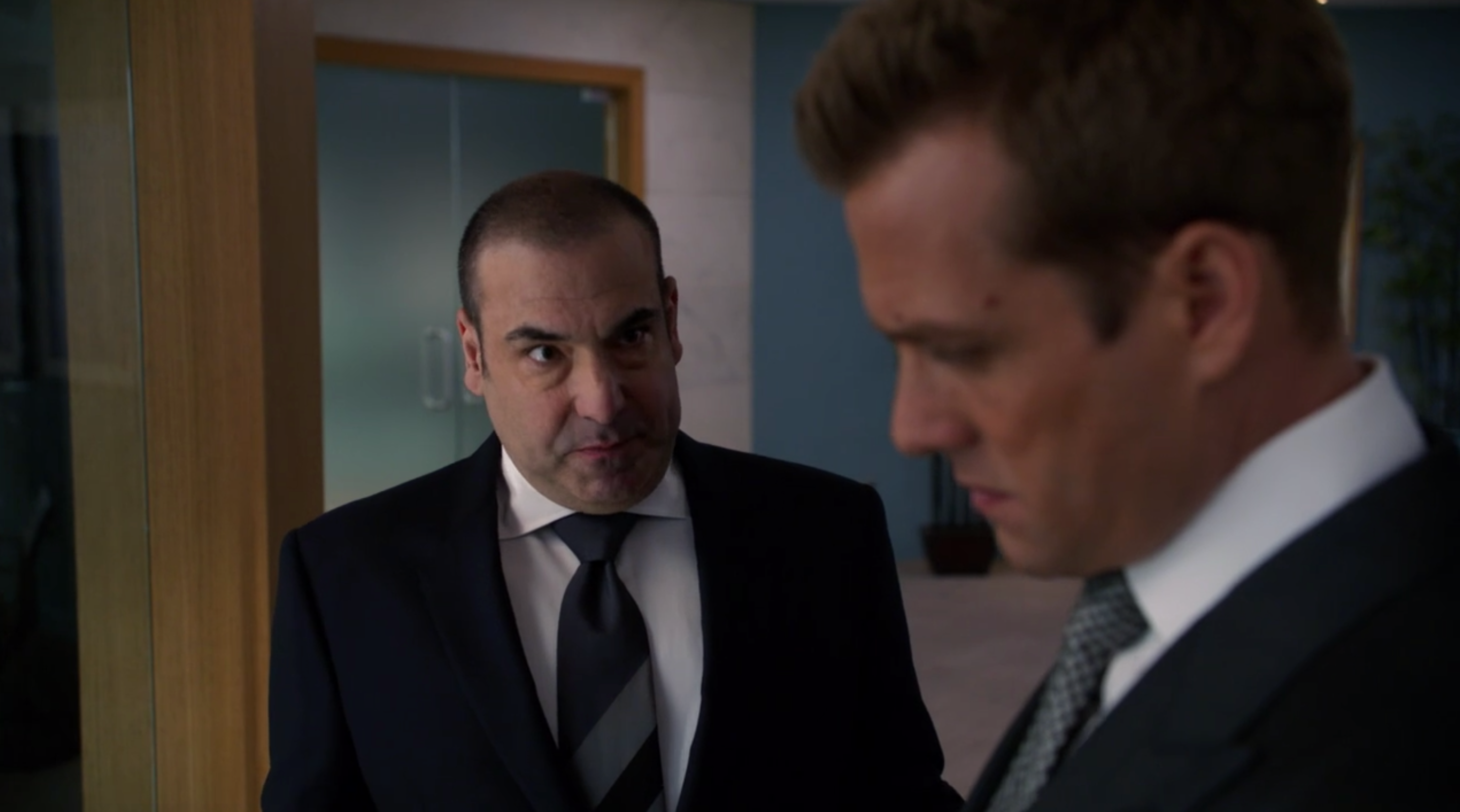 SUITS TV Series S06E11 Pearson Specter Litt Ledger from Louis Litt Gives to Harvey Specter